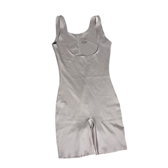 Skinnygirl Nude Full Body Shapewear Slip Medium Scoop Neck - Picture 1 of 3